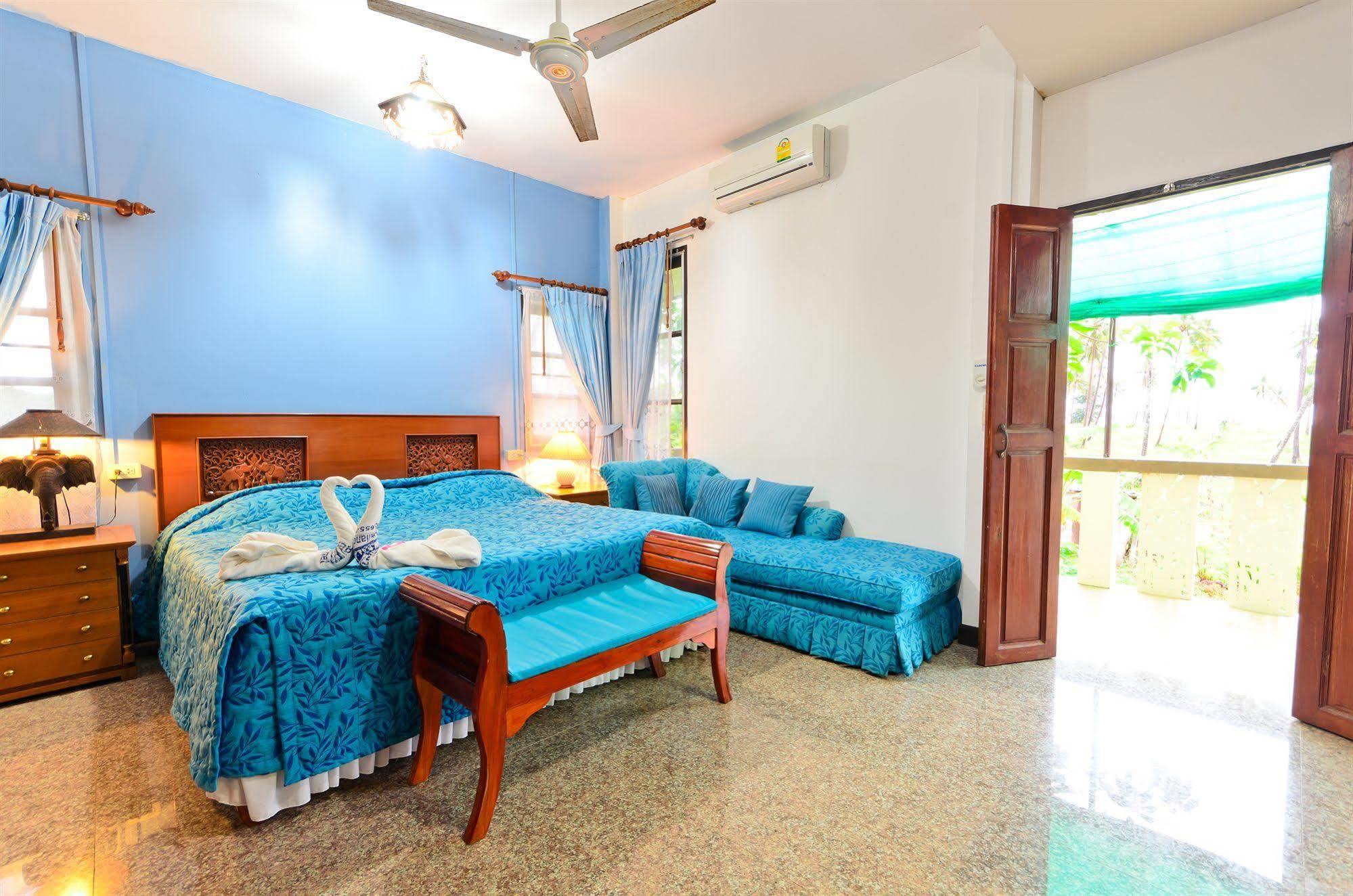 Sananwan Beach B&B Bang Saphan Noi Exteriör bild
